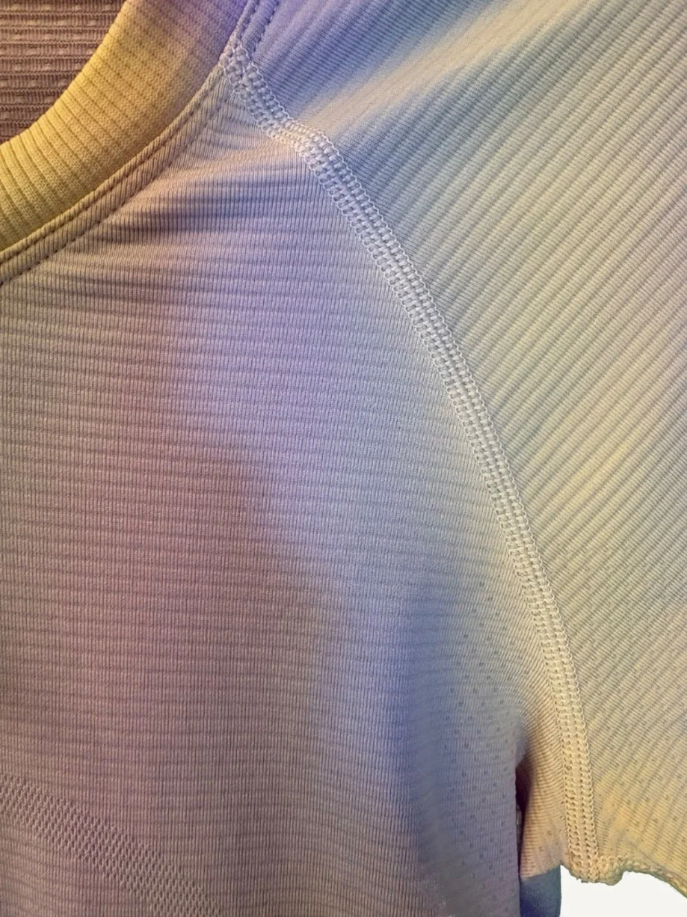 Lululemon Pastel Active Tee (NWT) 4 - Picture 4 of 6